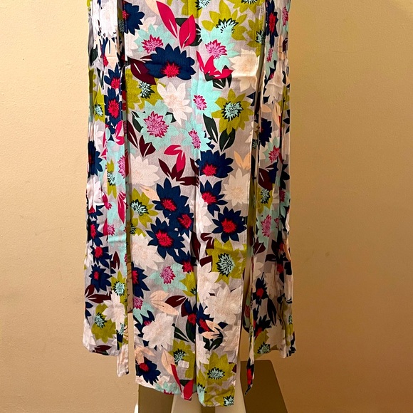 New Guess double skirt - Size 6 - Picture 2 of 7